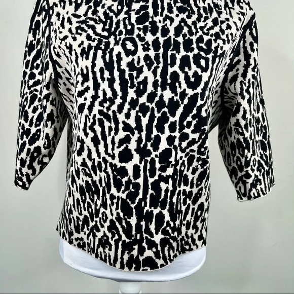 Ann Taylor Black and Cream Animal Print Structured Knit Top Size S - Picture 9 of 13